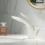 Bathroom Basin Faucets Brass Sink Mixer Tap Hot & Cold Single Handle Deck Mounted Lavatory Crane Tap Rose Gold/Gold/Chrome